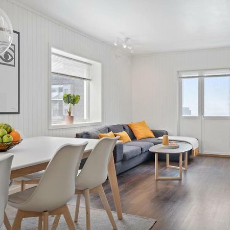 Modern Apartment 特罗姆瑟 外观 照片