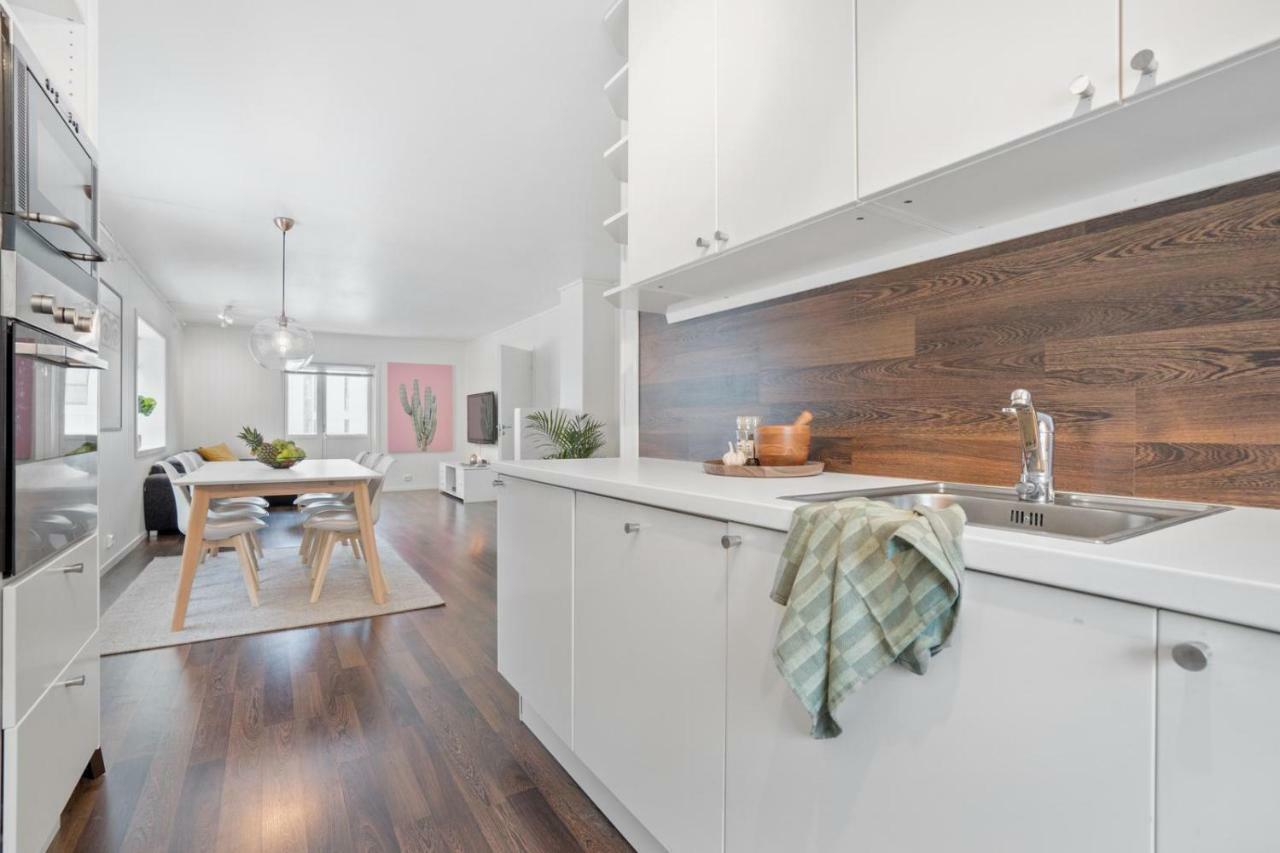 Modern Apartment 特罗姆瑟 外观 照片