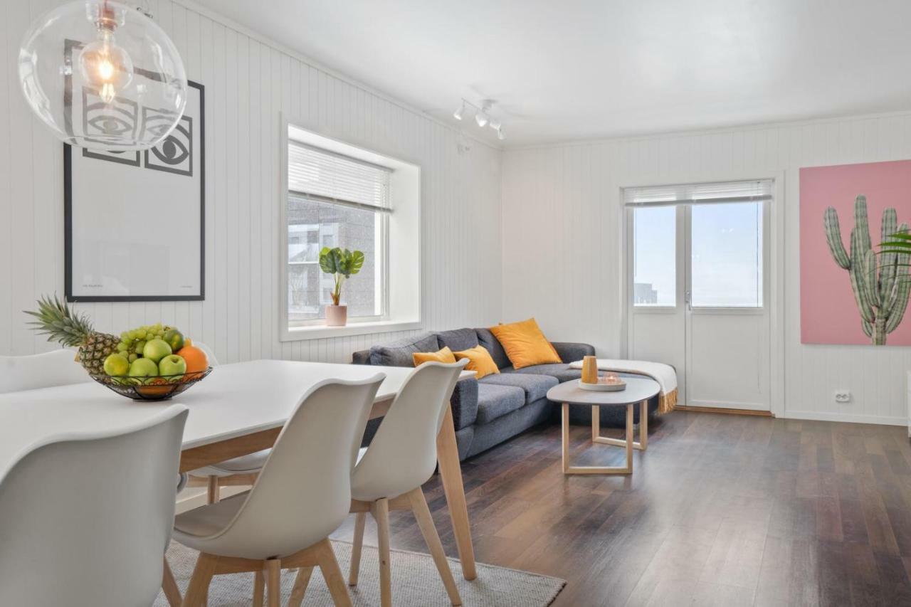 Modern Apartment 特罗姆瑟 外观 照片